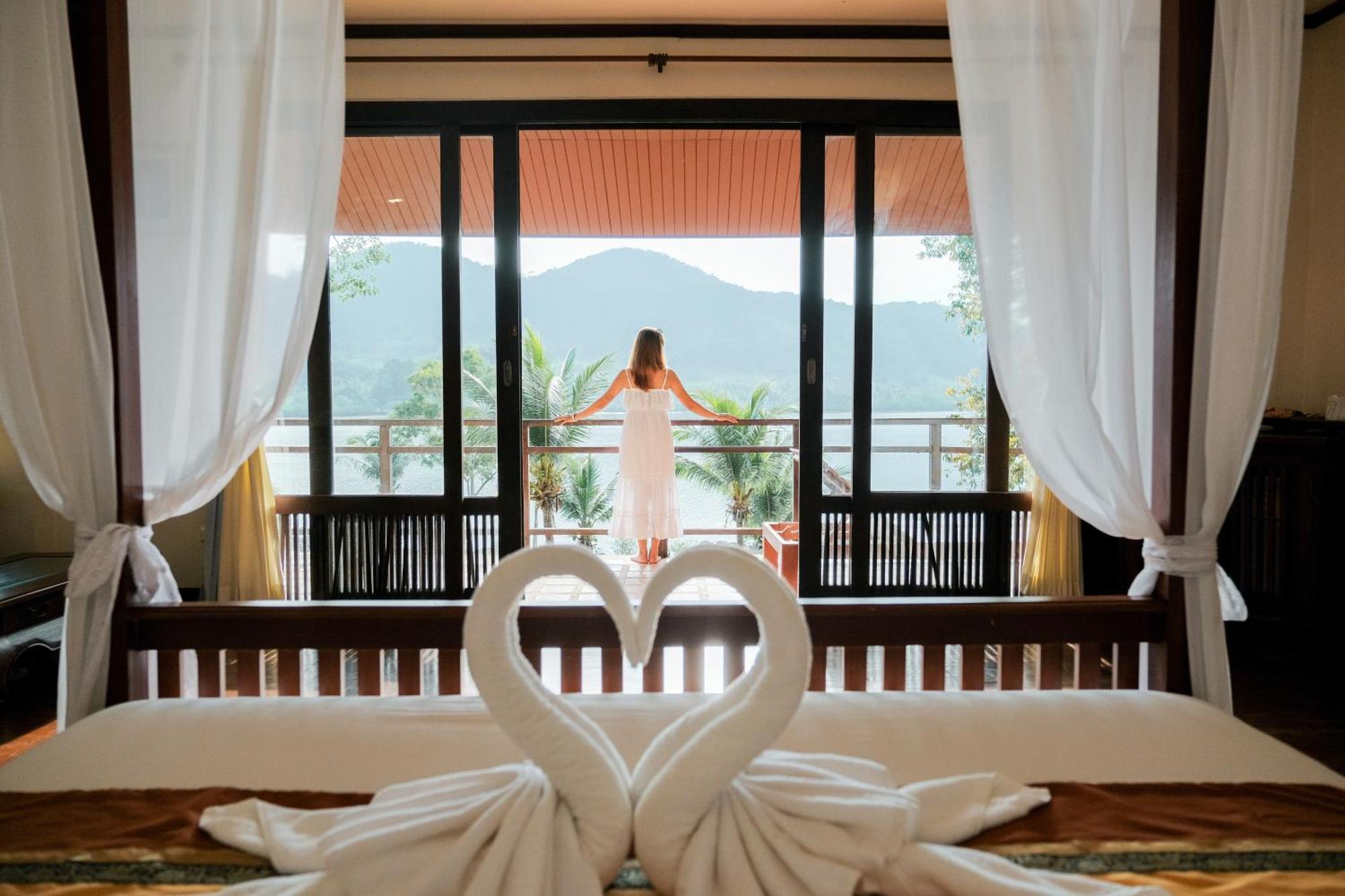 Kooncharaburi Resort - Koh Chang Esterno foto